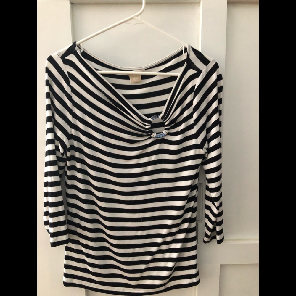 3/4 length sleeve top